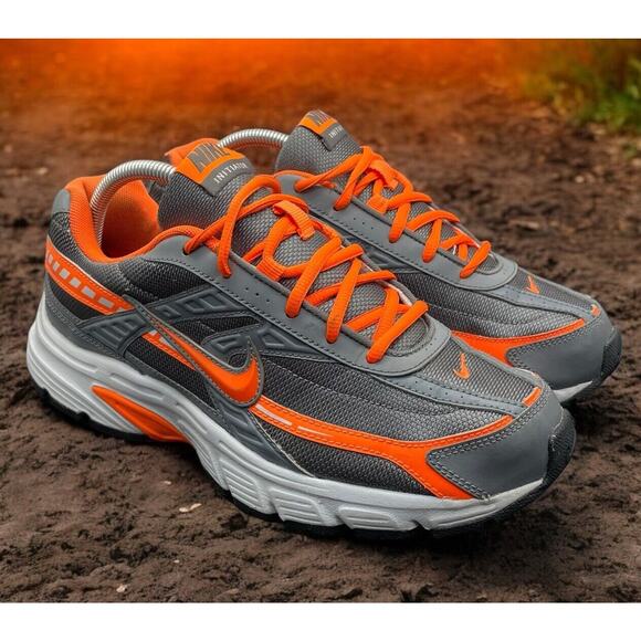 nike initiator orange